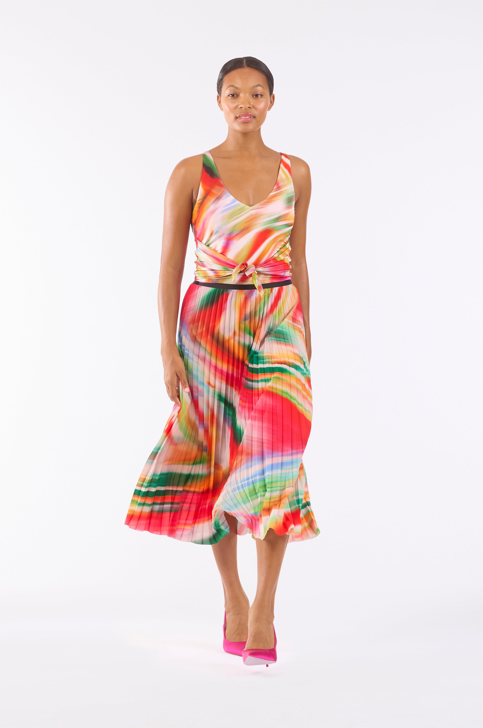 Bold Swirl Pleated Skirt