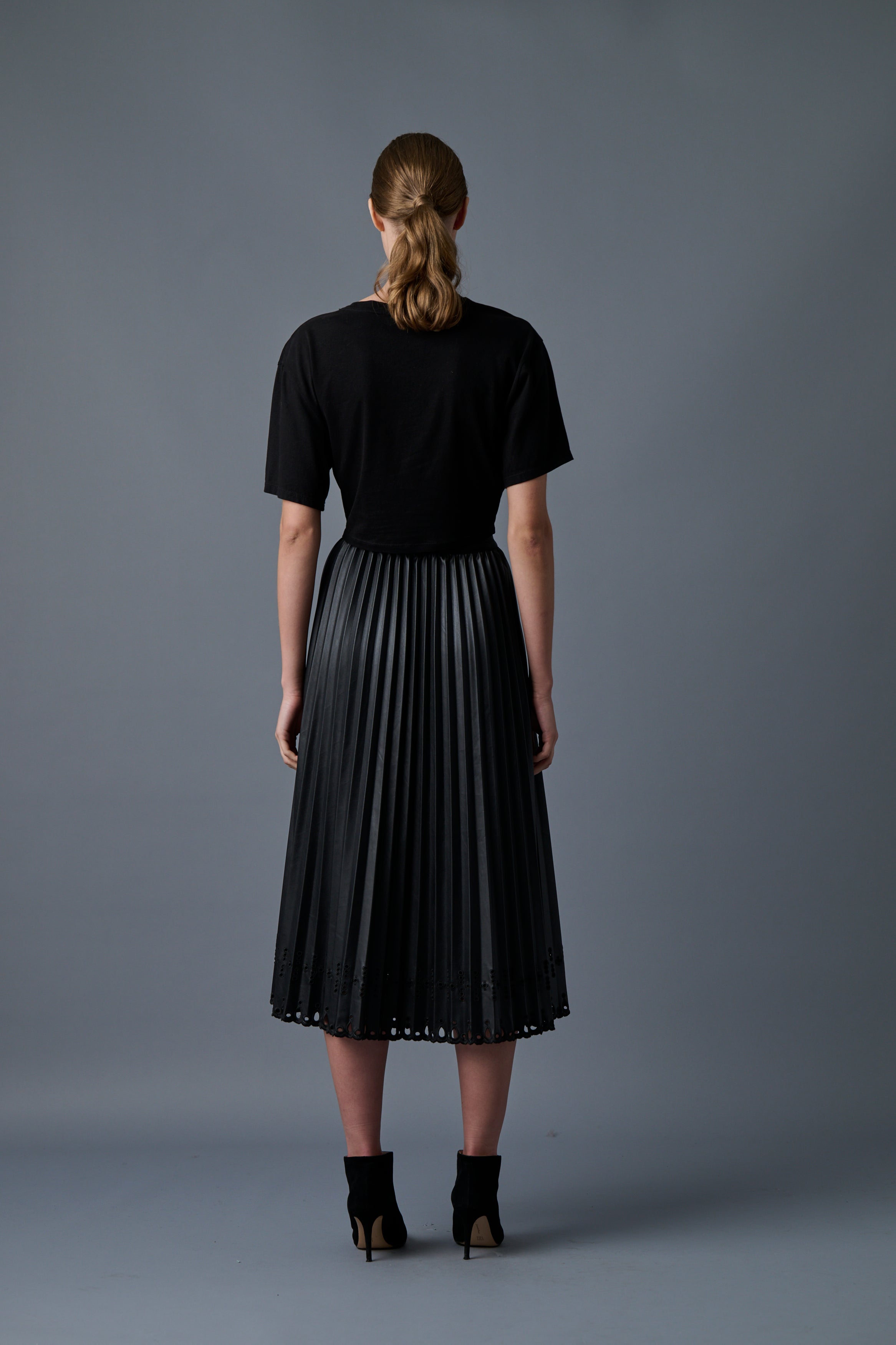 Le Superbe Pleats To Meet You Skirt