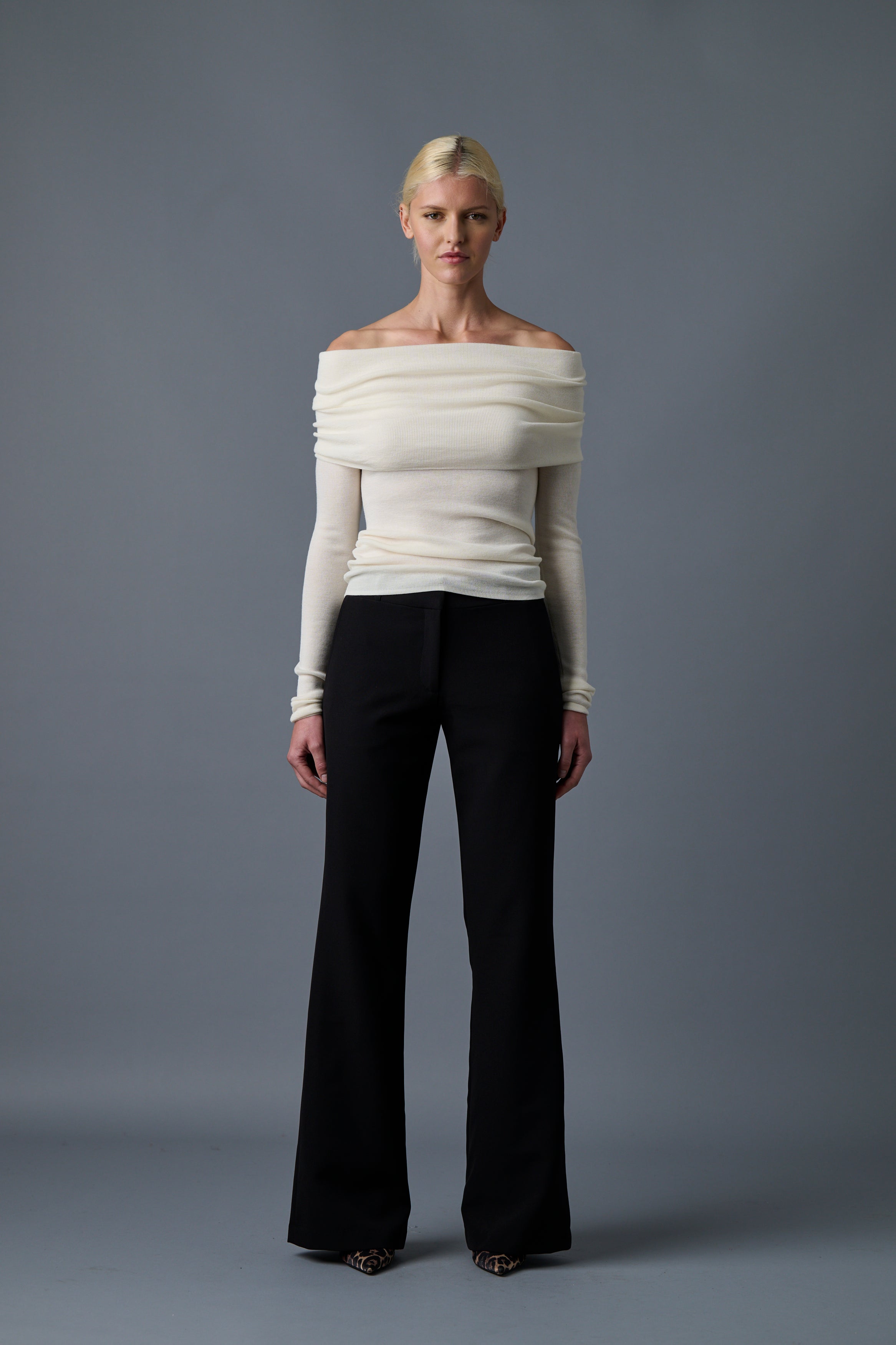 Le Superbe Clavicle Sweater Ivory